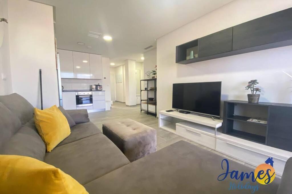 Green Hills Luxury Apartment With Comm Pool Alicante Eksteriør bilde